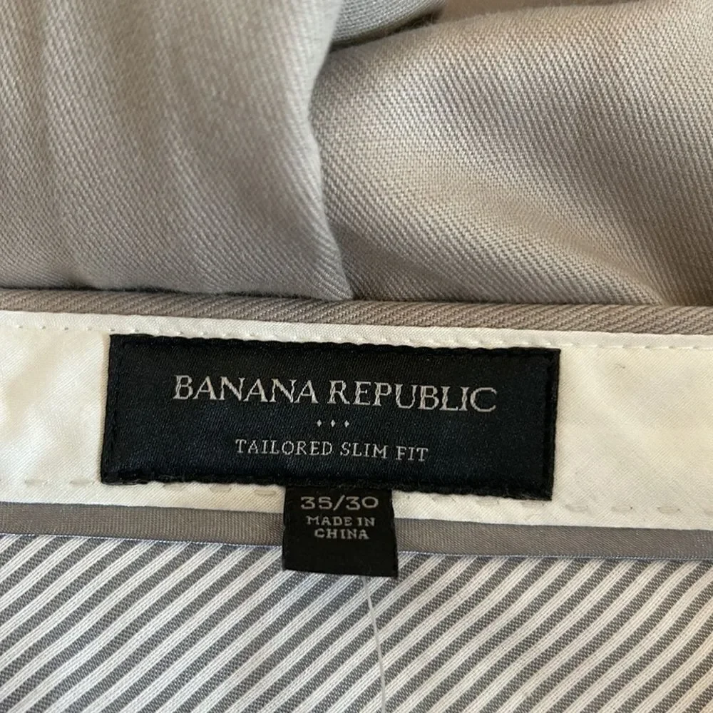 Banana Republic tan tailored slim fit pants Size 35 X 30 New